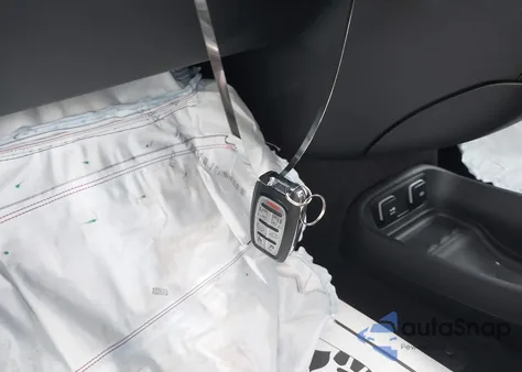 2020 Chrysler Pacifica 35Th Anniversary Limited from USA, damaged, VIN 2C4RC1GG6LR108964